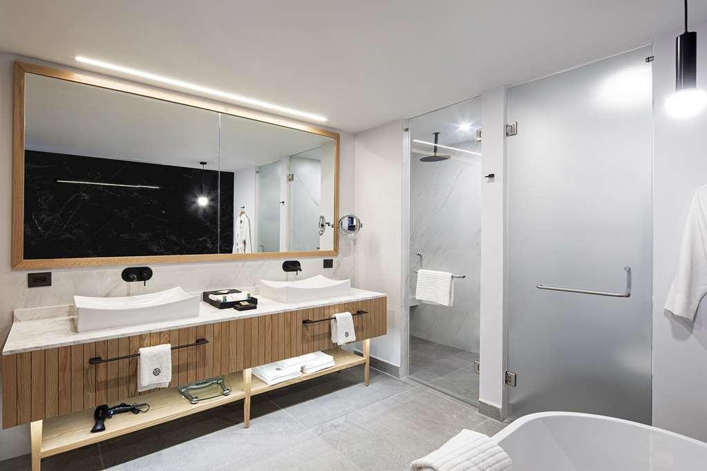 Galeria Plaza 5* Monterrei